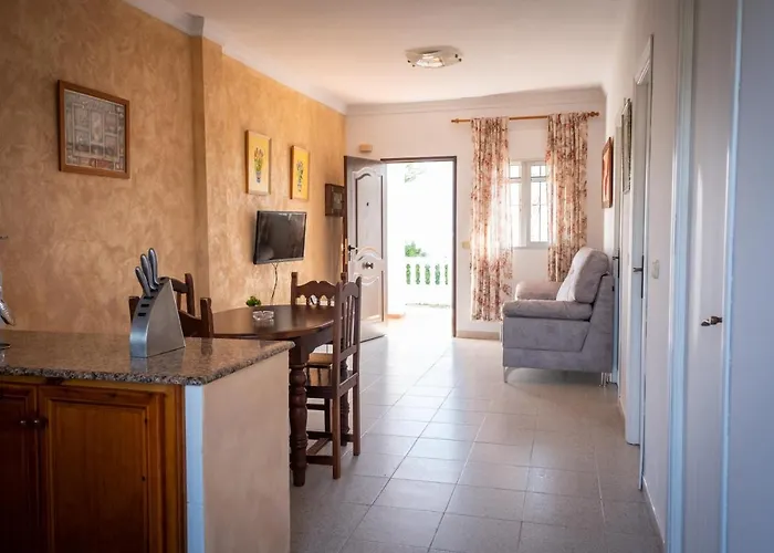 Turisticos Cabo Roche Conil De La Frontera